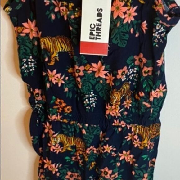 💥Epic threads girls super cute floral print jump suit size : 4 T - Picture 5 of 10